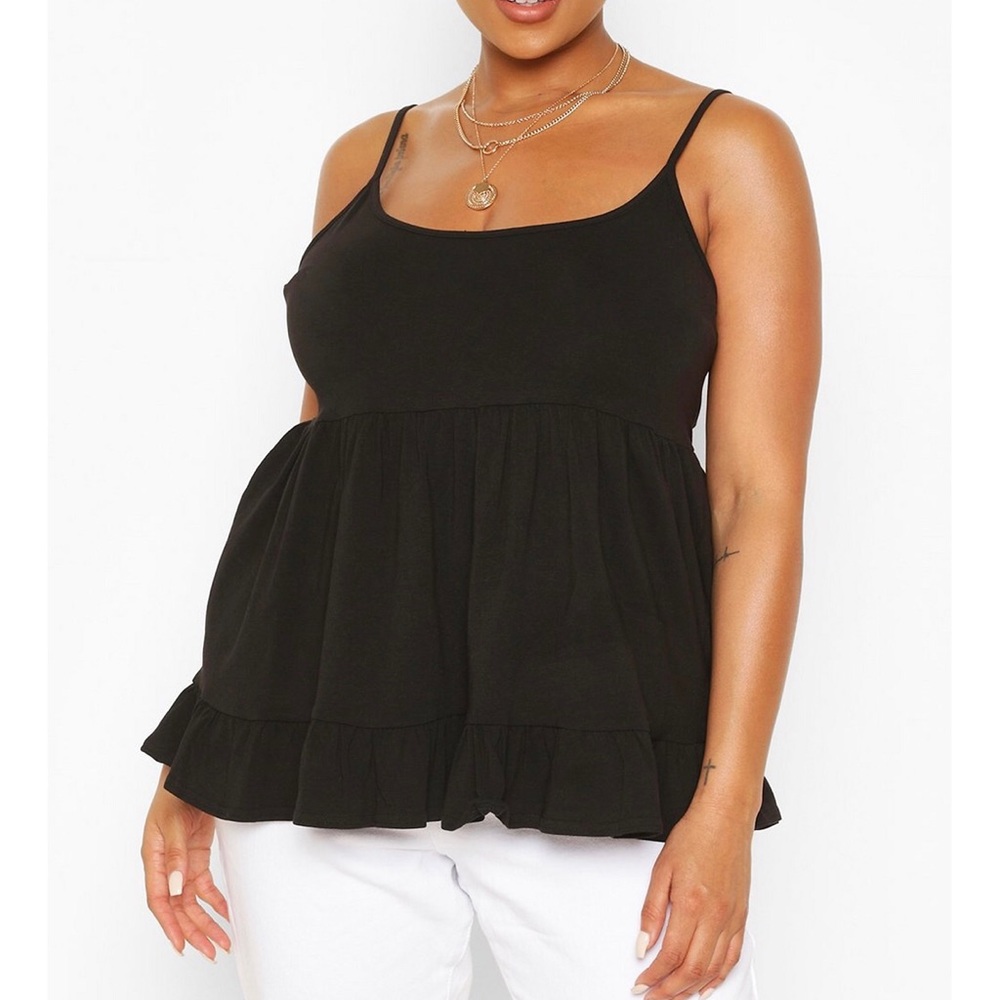 NWT Boohoo plus Cami Black